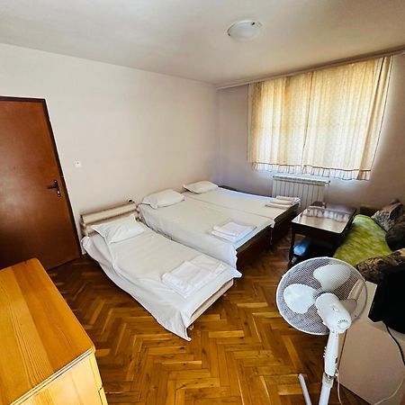 Несебър, Къща Със Стаи Под Наем Всяка Със Самостоятелна Баня, Тоалетна И Тераса Само На 400Метра От Двата Плажа В Несебър Εξωτερικό φωτογραφία